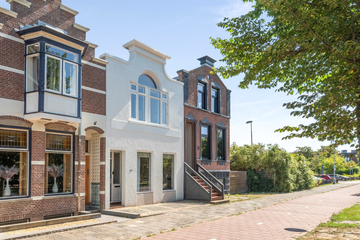 Tussenwoning te koop: Prins Hendriklaan 19, Den Helder