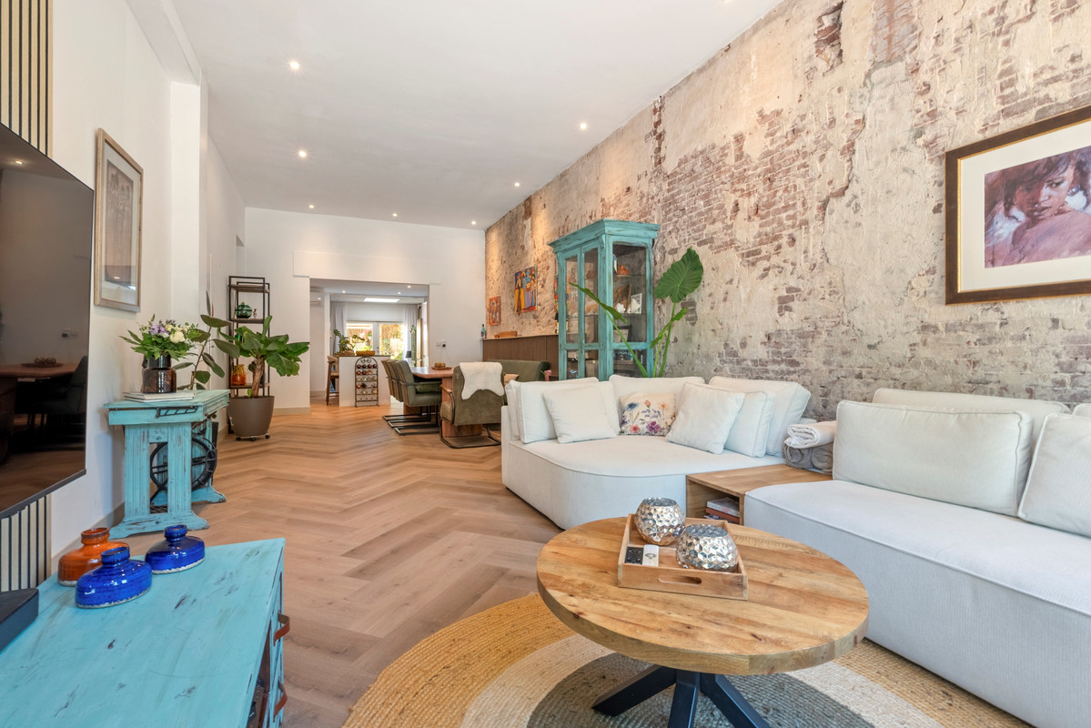 Tussenwoning te koop: Prins Hendriklaan 19, Den Helder