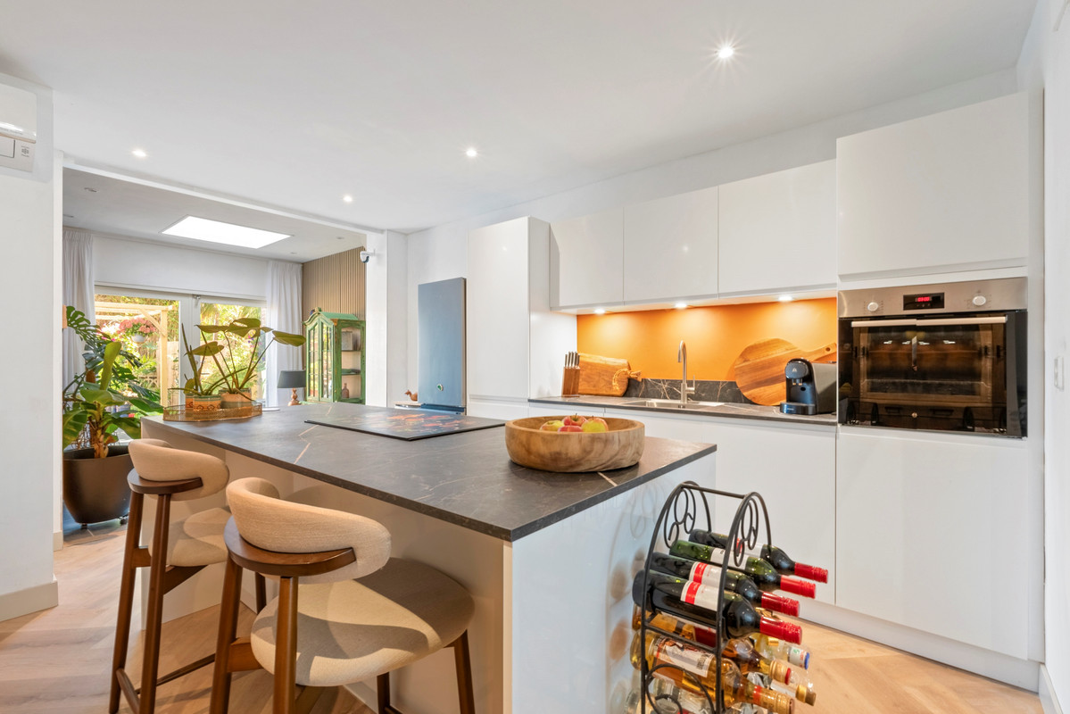 Tussenwoning te koop: Prins Hendriklaan 19, Den Helder