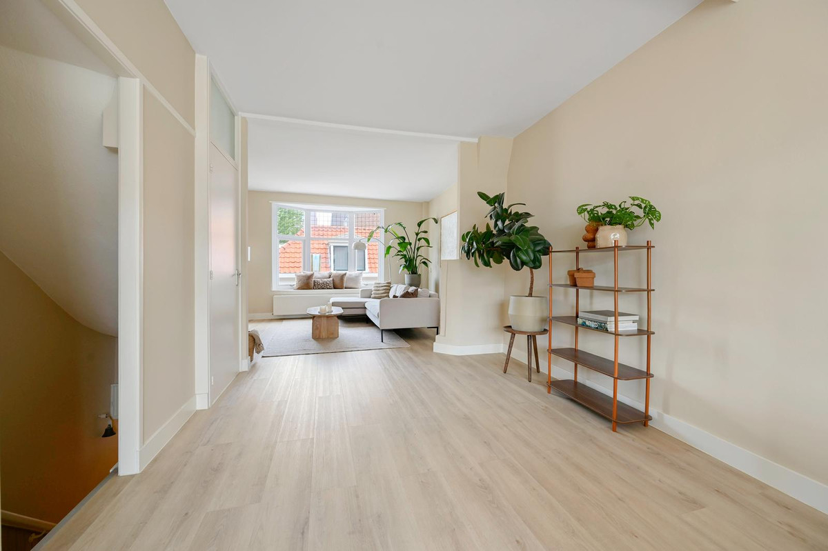 Appartement te koop: Nieuwe Laantjes 111, 'S-Gravenhage