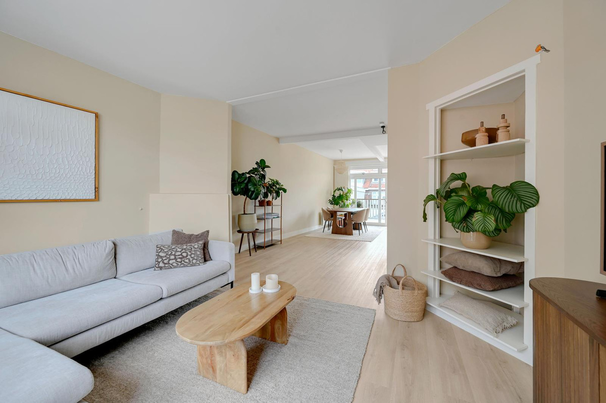 Appartement te koop: Nieuwe Laantjes 111, 'S-Gravenhage