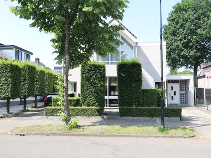 Jhr. Mr. G.W. Molleruslaan 7
