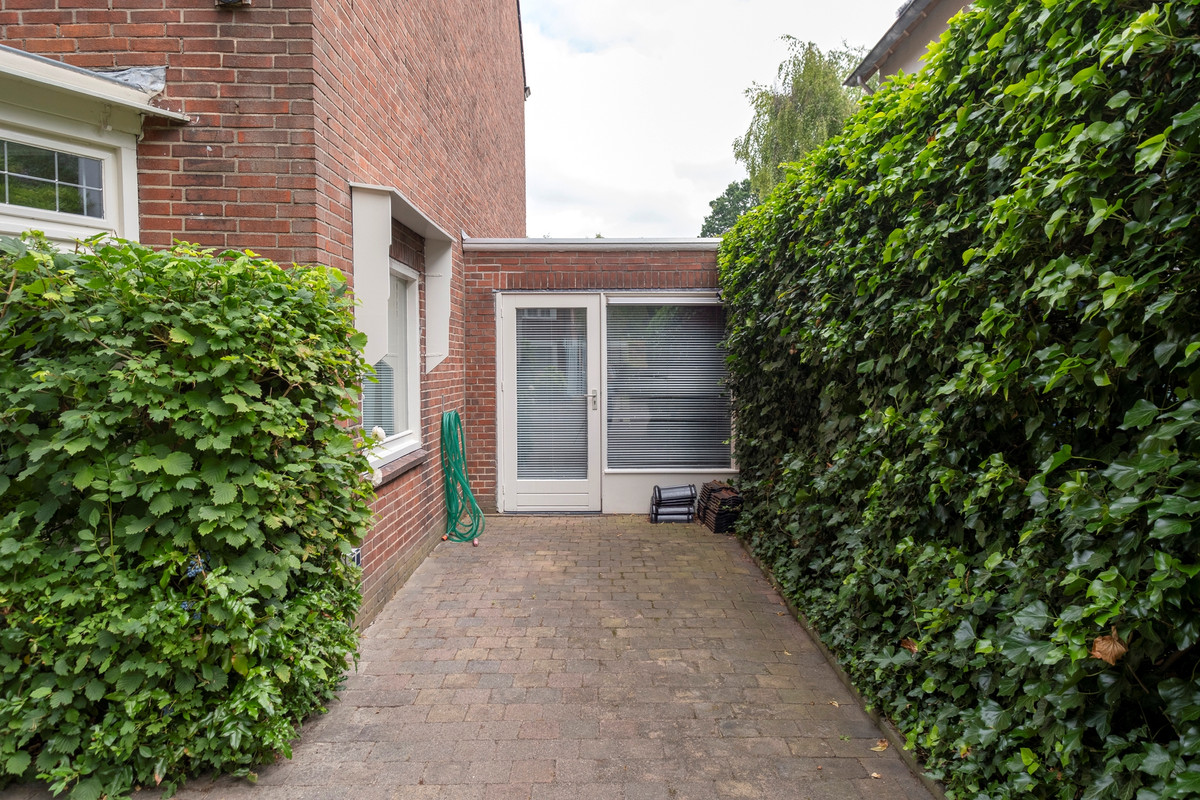 Tussenwoning te koop: Troelstralaan 60, Groningen