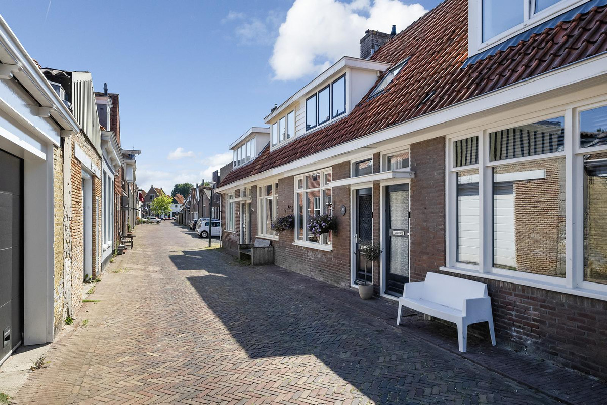 Tussenwoning te koop: Scheffersplein 20, Harlingen