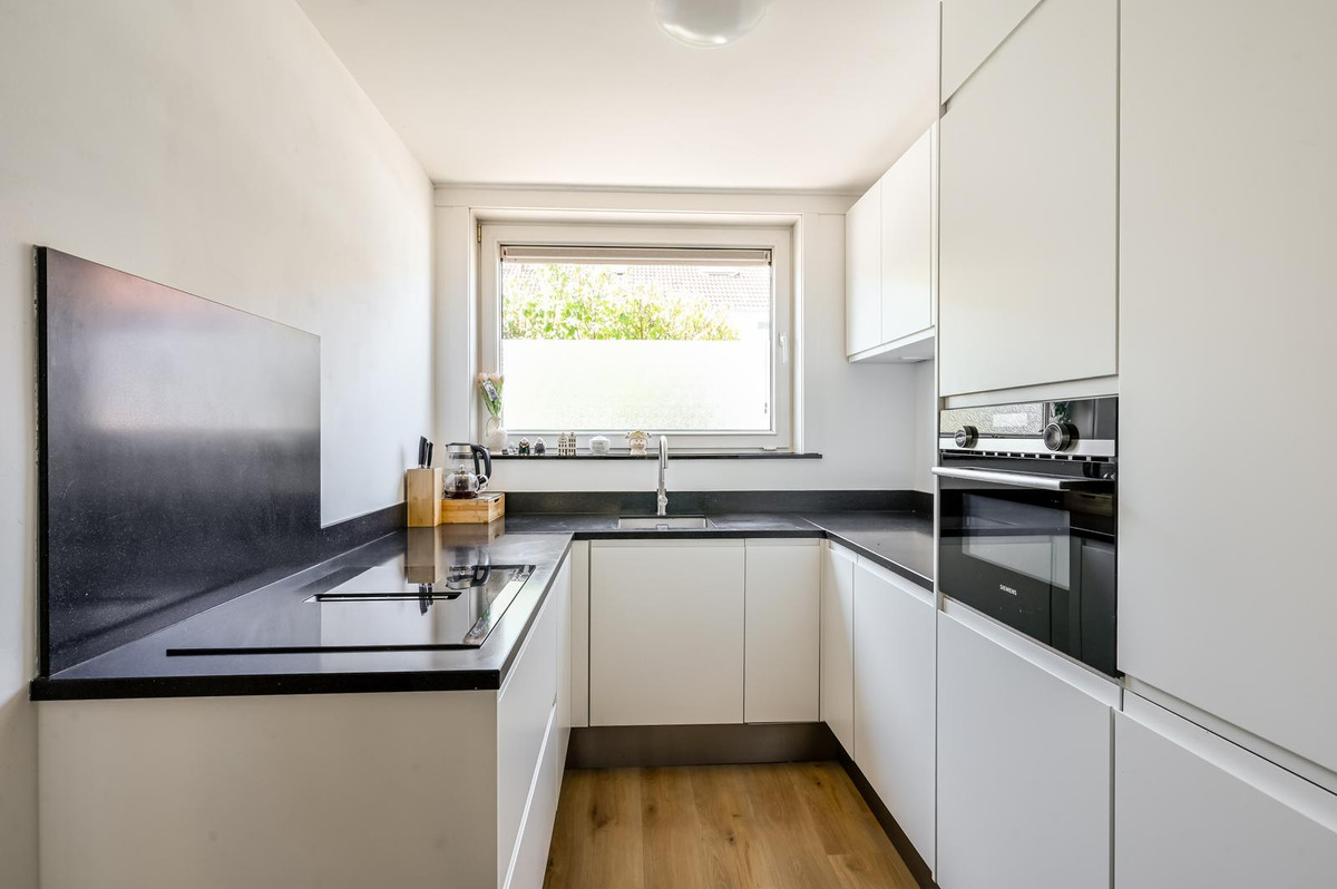 Tussenwoning te koop: Orkastraat 4, Almere