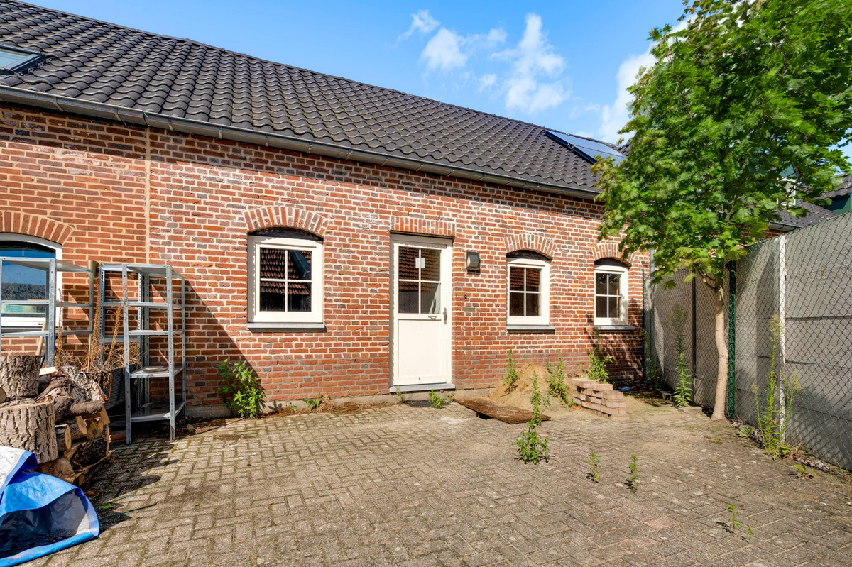 Tussenwoning te koop: Wisbroek 2A, Stramproy