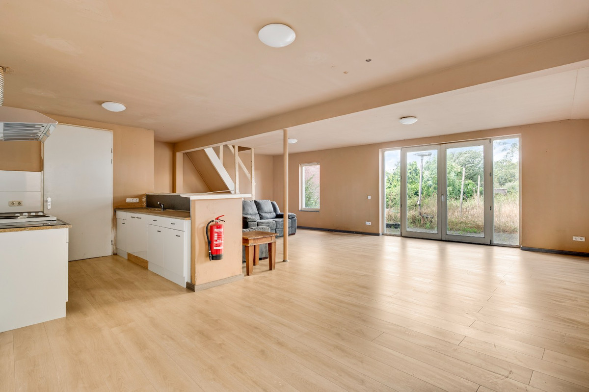 Tussenwoning te koop: Wisbroek 2A, Stramproy