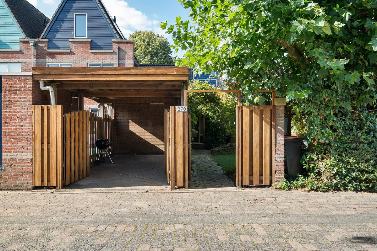 Tussenwoning te koop: Het Kasteel 270, Apeldoorn