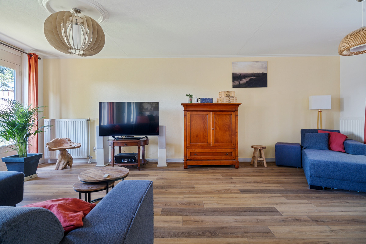 Tussenwoning te koop: Het Kasteel 270, Apeldoorn