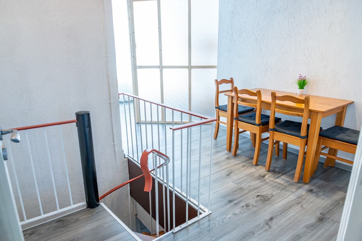 Tussenwoning te koop: Akersteenweg 100, Maastricht