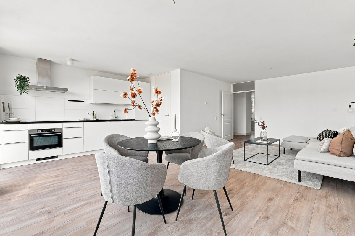 Appartement te koop: Polderplein 90, Hoofddorp