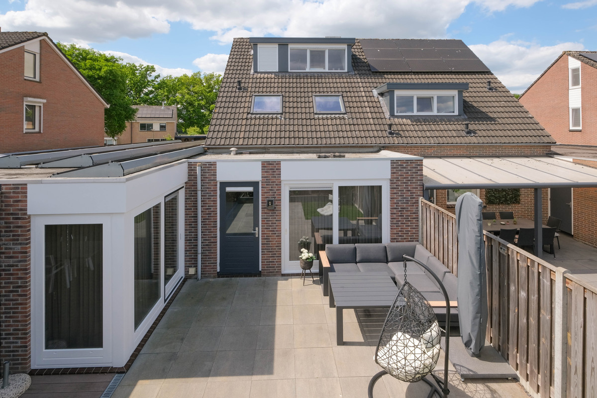 Tussenwoning te koop: De Havik 89, Almelo