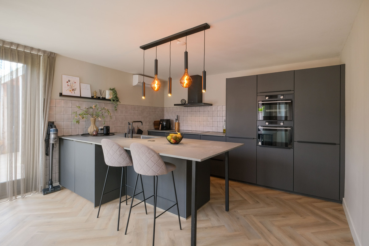 Tussenwoning te koop: De Havik 89, Almelo
