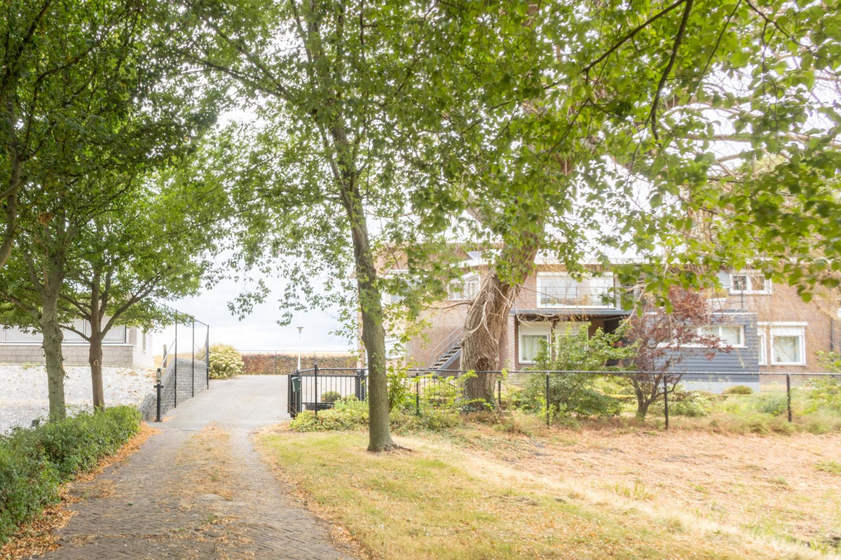 Vrijstaande woning te koop: Oostelijk Bolwerk 6, Terneuzen
