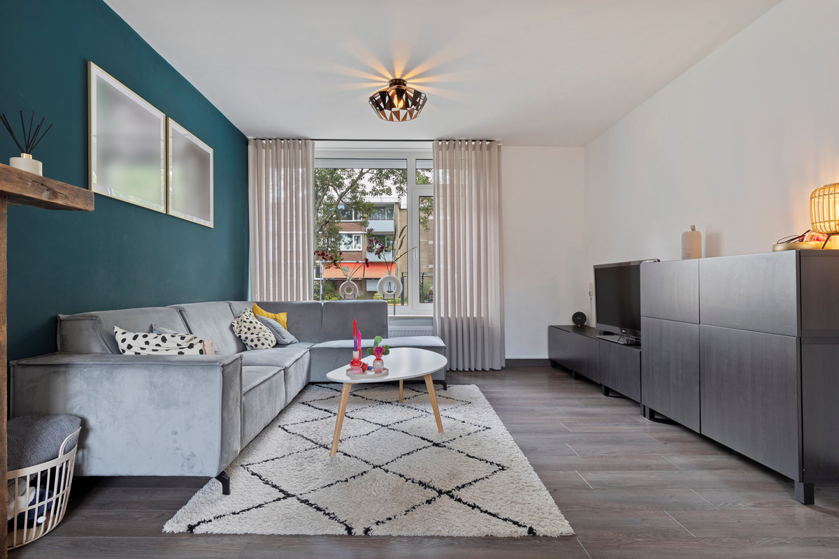 Tussenwoning te koop: Bisschop Schrijnenstraat 30, Venlo