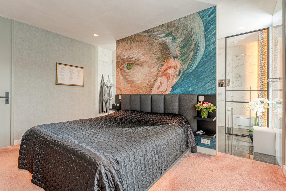 Appartement te koop: Van Goghlaan 1-21, Hoogeveen