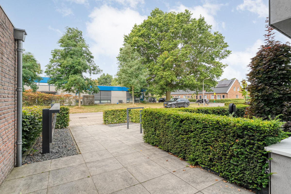 Appartement te koop: Van Goghlaan 1-21, Hoogeveen