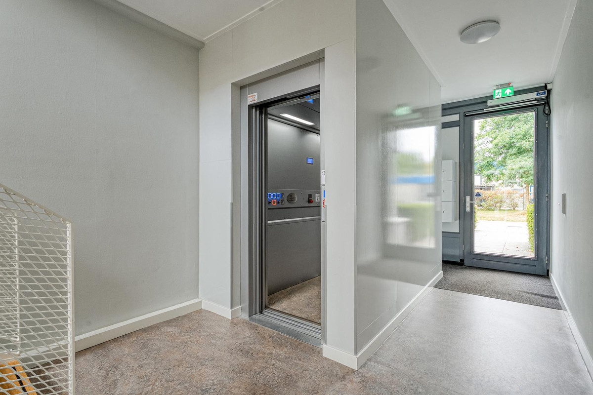 Appartement te koop: Van Goghlaan 1-21, Hoogeveen