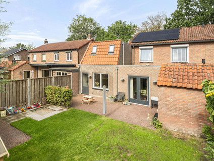 Parallelweg 93
