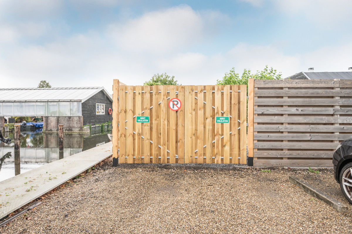 Vrijstaande woning te koop: Uiterweg 274, Aalsmeer
