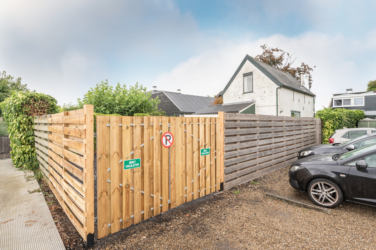 Vrijstaande woning te koop: Uiterweg 274, Aalsmeer