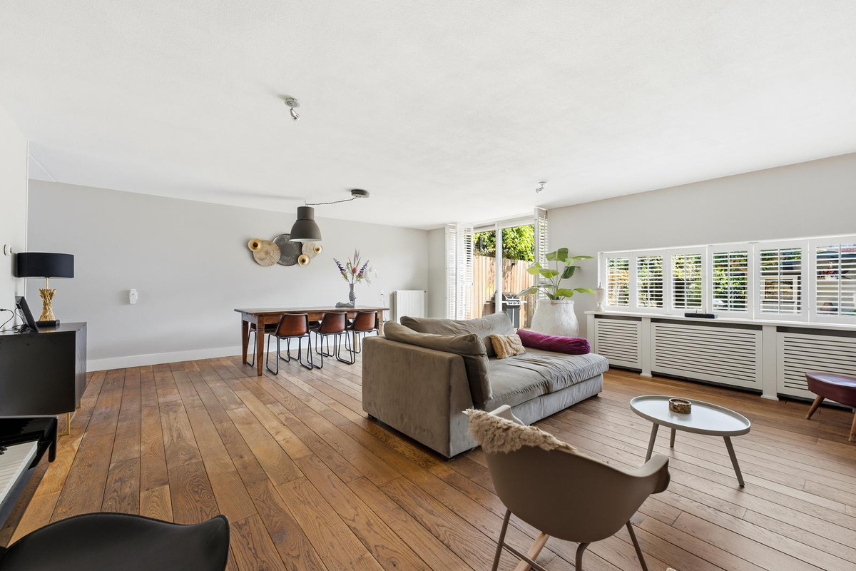 Tussenwoning te koop: W. Plokkerstraat 36, Spijkenisse