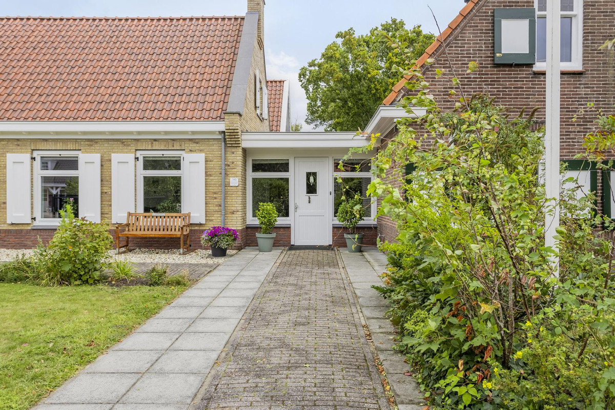 Vrijstaande woning te koop: Hogezoom 160, Renesse