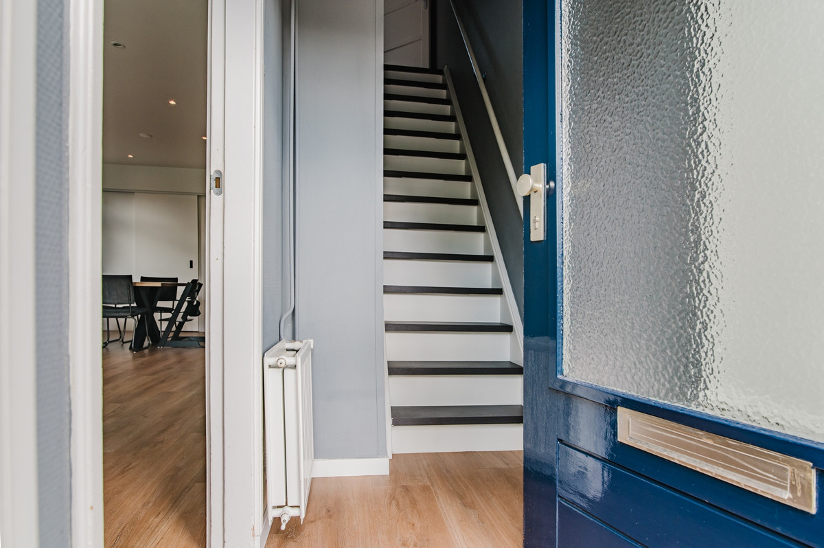 Twee-onder-één-kap te koop: Hoofdstraat 57, Ossenzijl
