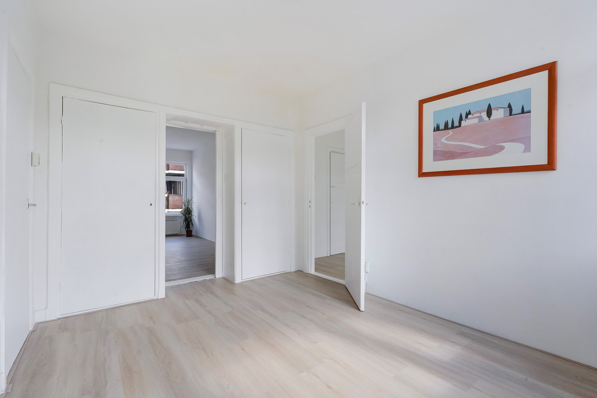 Appartement te koop: Meidoornstraat 144, 'S-Gravenhage