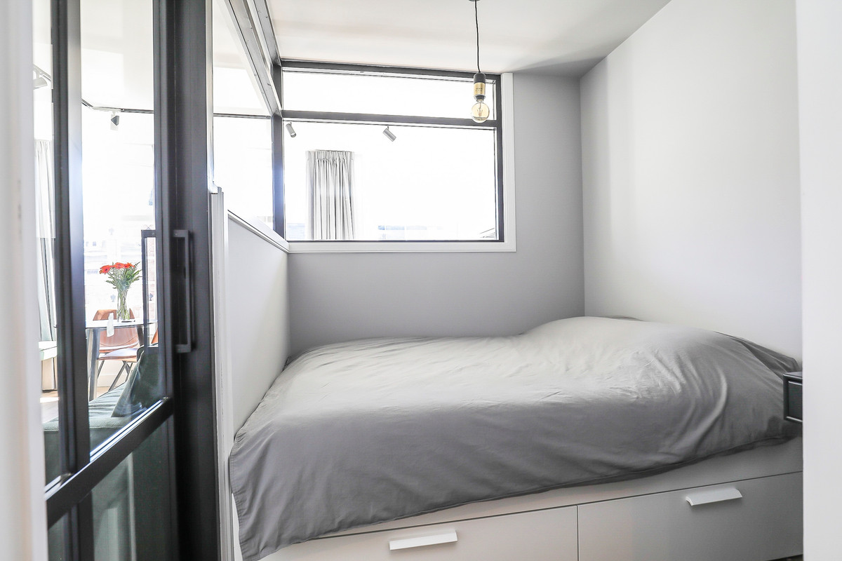 Studio te huur: Jacob van Lennepstraat 64-3A, Amsterdam