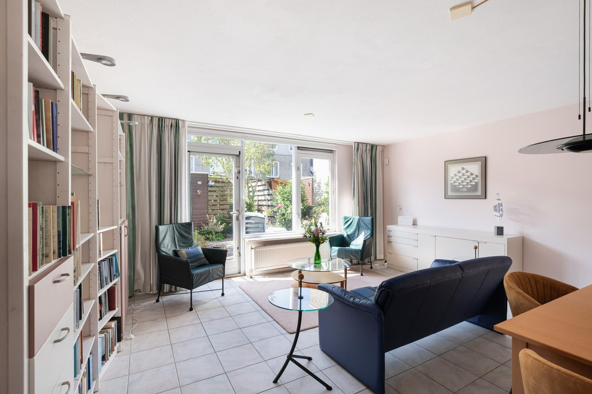 Tussenwoning te koop: Ravelstraat 18, Gouda
