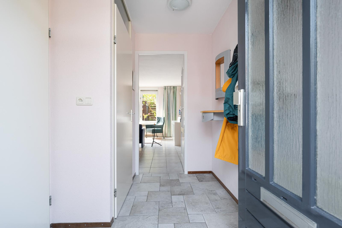 Tussenwoning te koop: Ravelstraat 18, Gouda