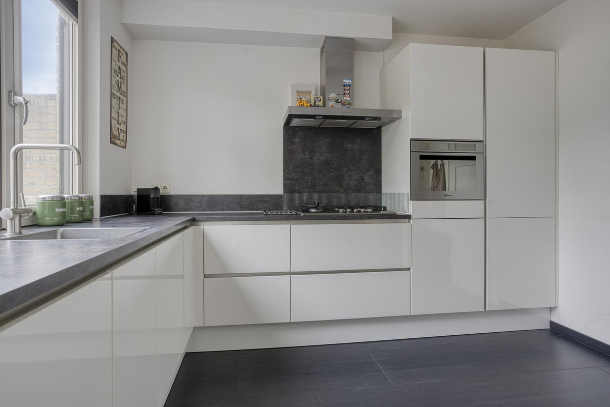 Hoekwoning te koop: De Jagerweg 185, Dordrecht