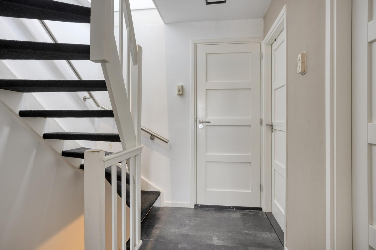 Hoekwoning te koop: De Jagerweg 185, Dordrecht