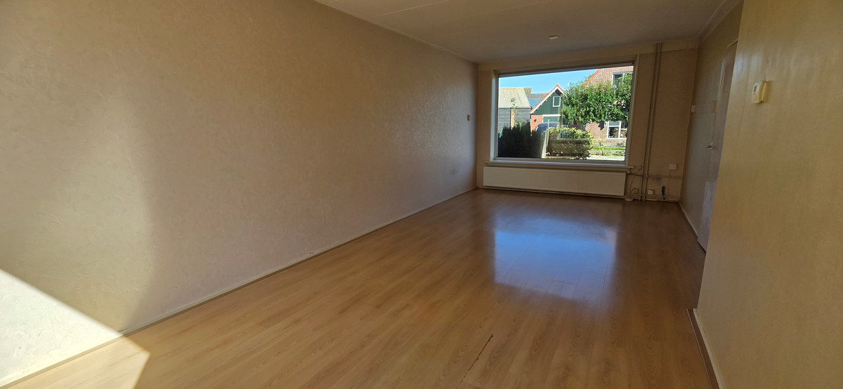 Tussenwoning te koop: IJsselmeerstraat 7, Den Oever