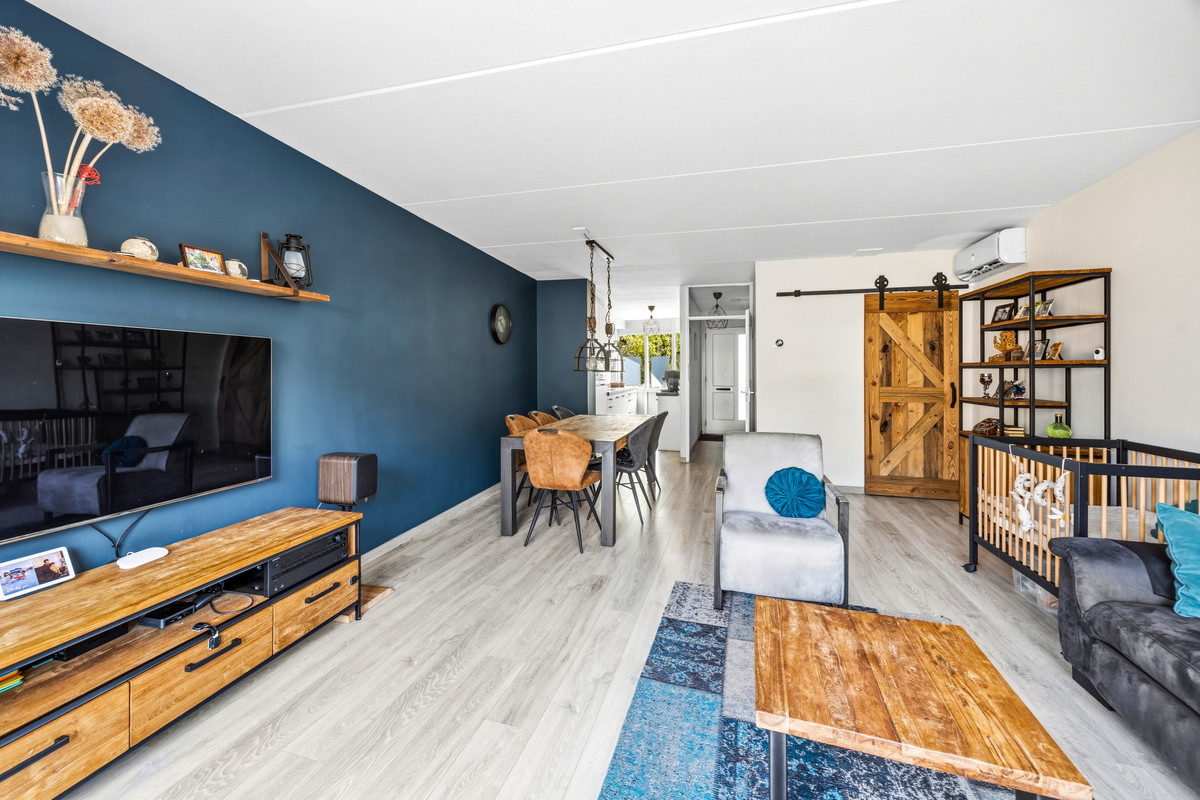 Hoekwoning te koop: Reina Prinsen Geerligssingel 55, Pijnacker