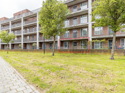 S Van Houtenlaan 16