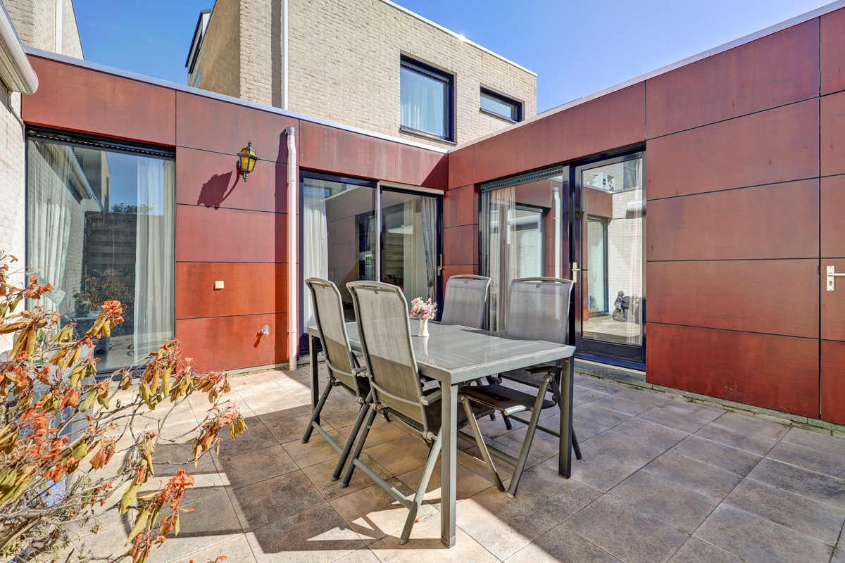 Tussenwoning te koop: Jan van Beershove 21, Nieuwegein