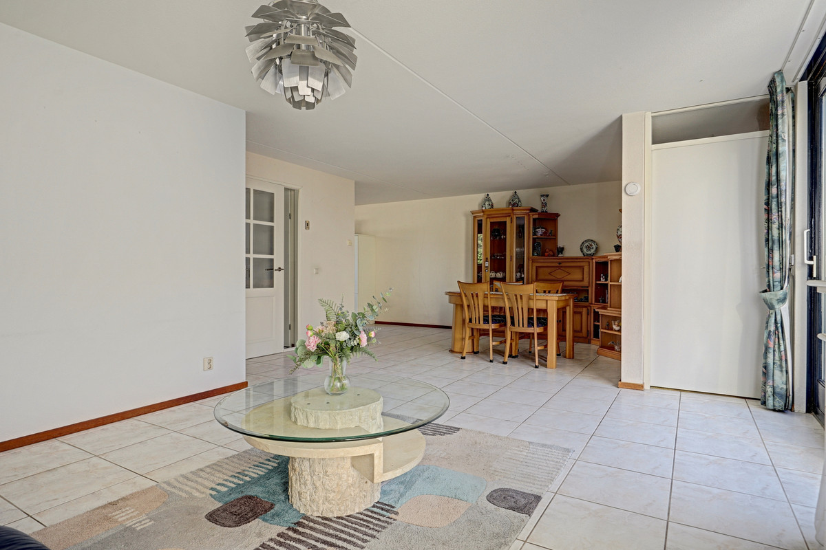 Tussenwoning te koop: Jan van Beershove 21, Nieuwegein