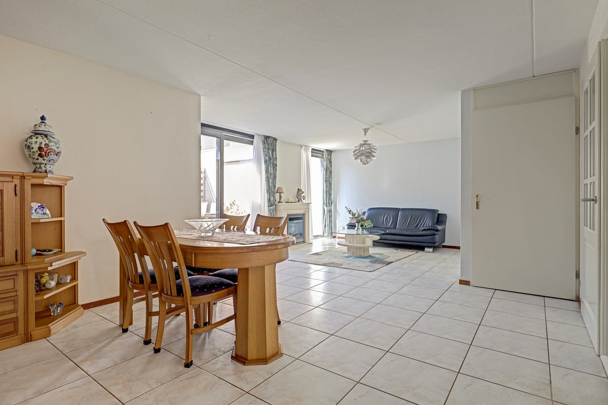 Tussenwoning te koop: Jan van Beershove 21, Nieuwegein