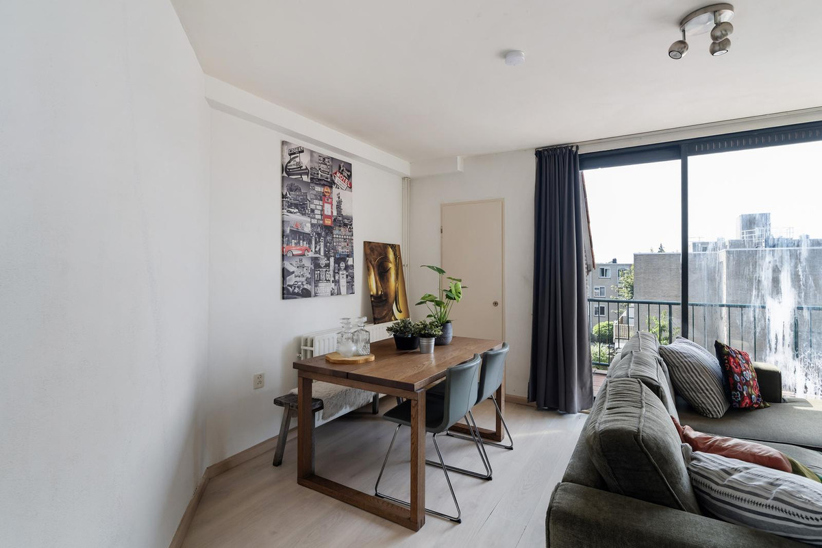 Studio te koop: Langegracht 163D, Leiden