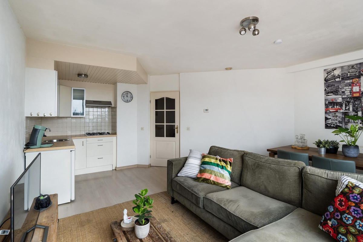 Studio te koop: Langegracht 163D, Leiden