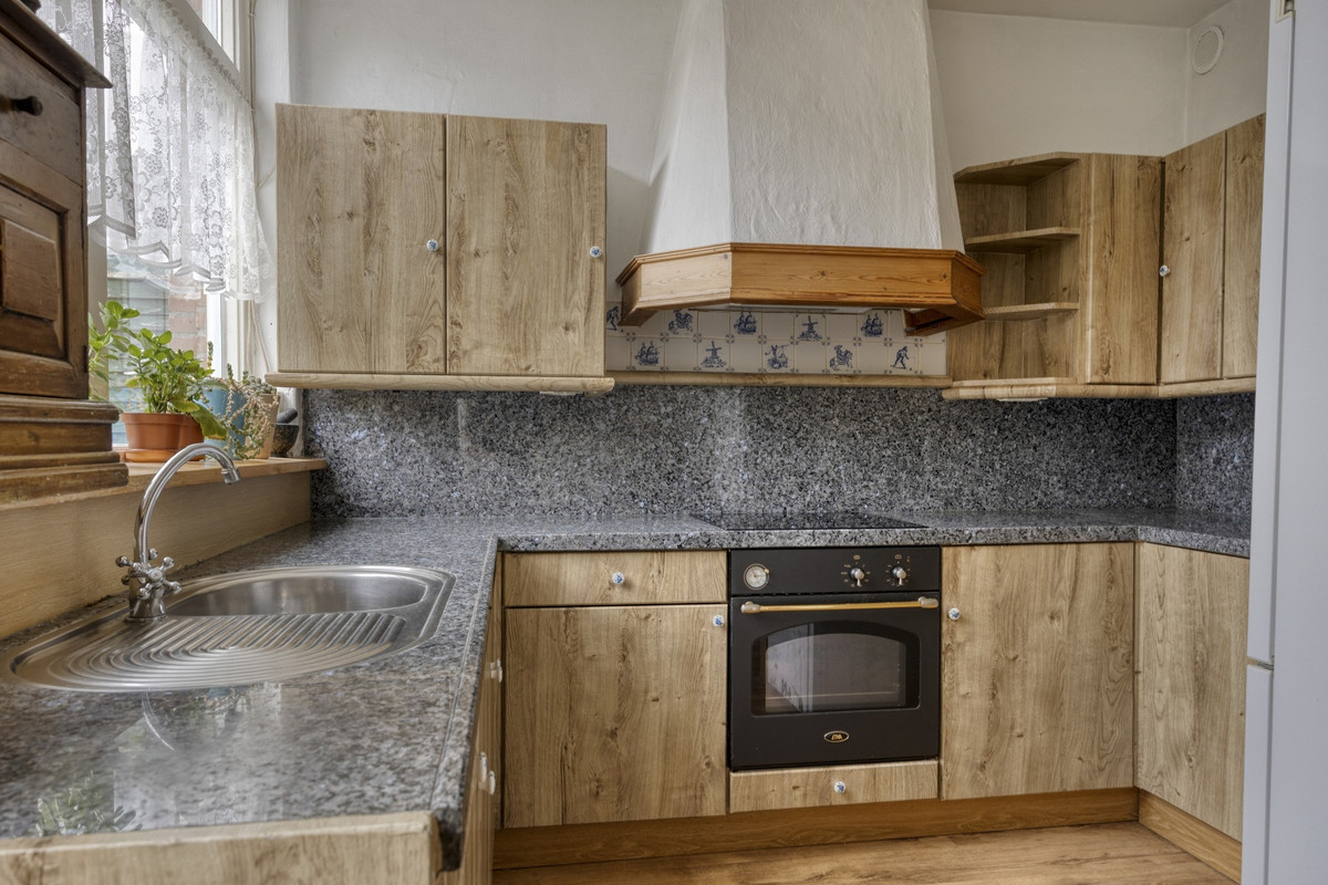 Hoekwoning te koop: Ingenhovenlaan 58, Tilburg