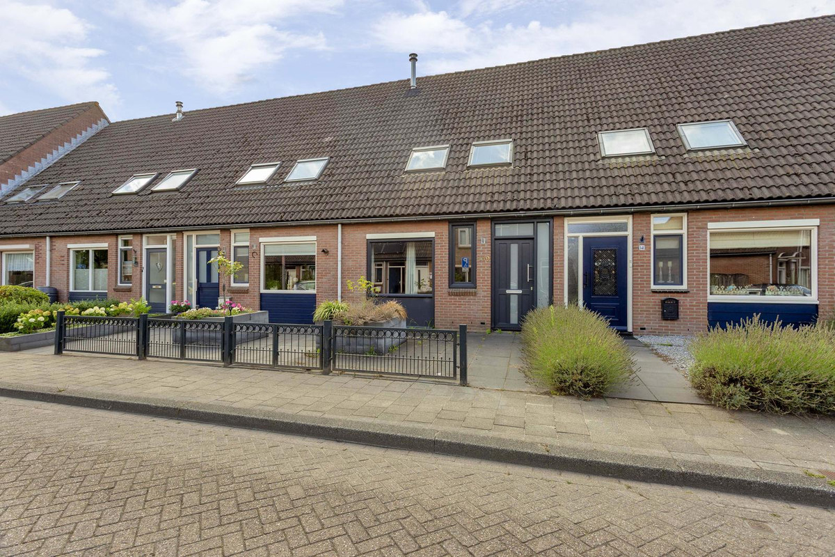 Tussenwoning te koop: Bekspringhoek 139, Enschede