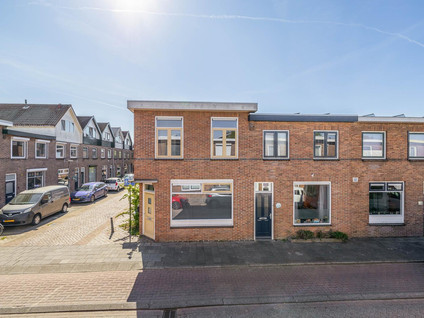 Emmastraat 38