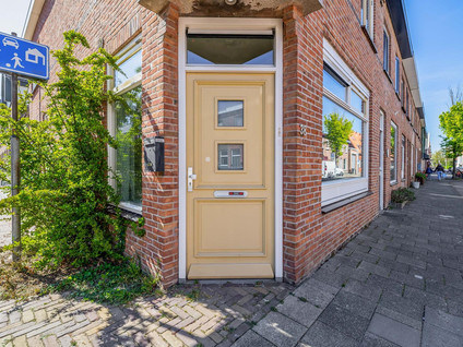 Emmastraat 38