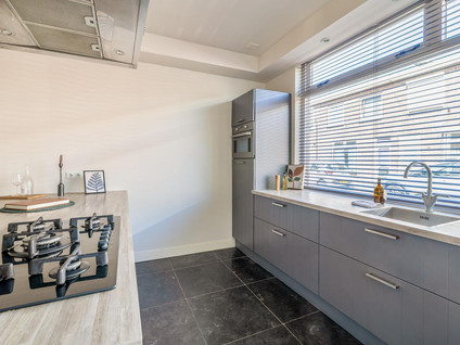 Emmastraat 38