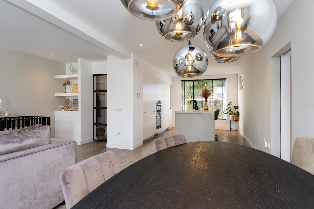 Tussenwoning te koop: Willem de Zwijgerstraat 79, Weert