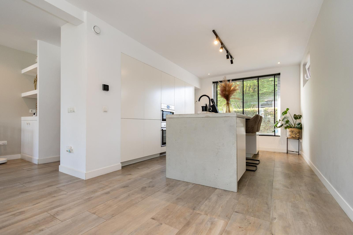 Tussenwoning te koop: Willem de Zwijgerstraat 79, Weert