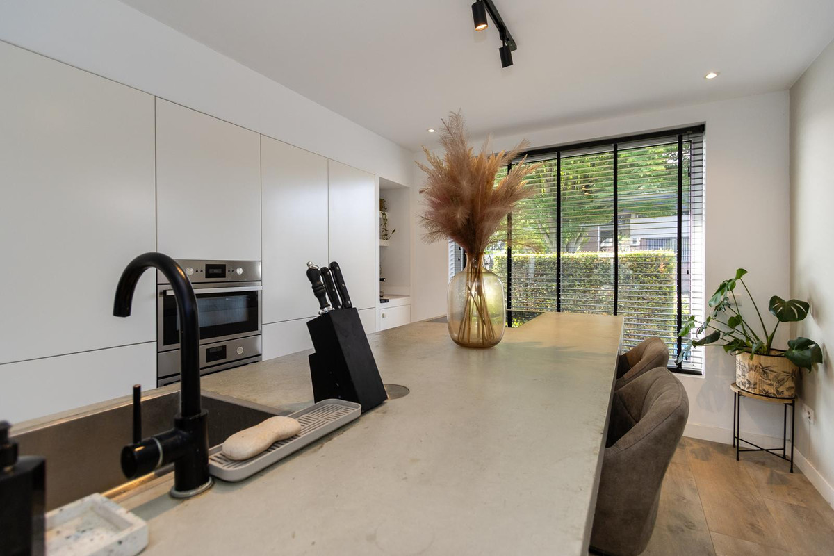 Tussenwoning te koop: Willem de Zwijgerstraat 79, Weert